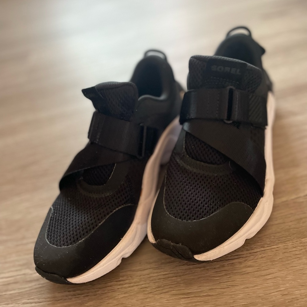 Sorel Women's Kinetic RNEGD Strap Shoes